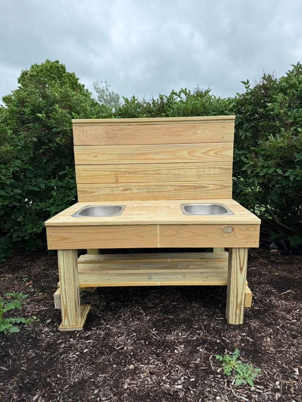Custom outdoor structure build